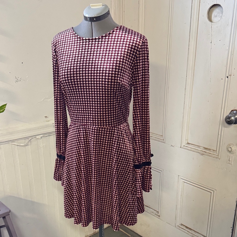 Xhilaration Houndstooth Velvet Fit & Flare Bell Sleeve A Line Dress Small